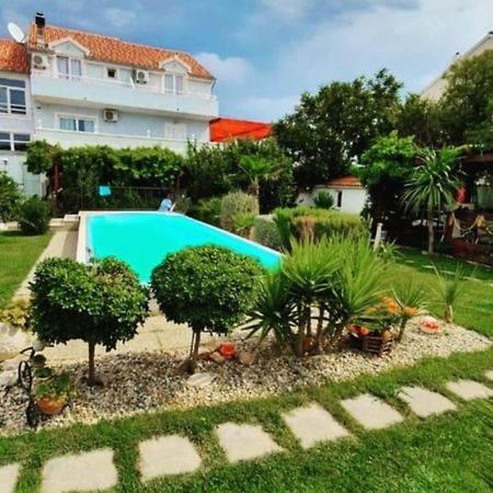 Rooms & Apartments Marinero Betina  Exterior photo