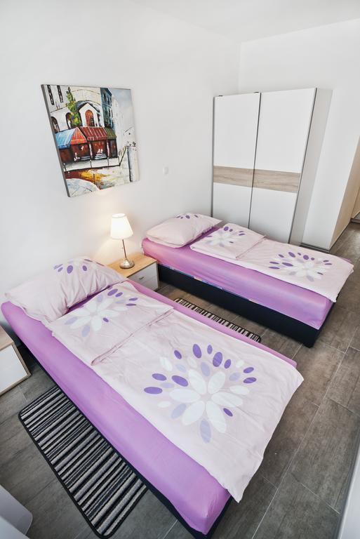 Rooms & Apartments Marinero Betina  Exterior photo