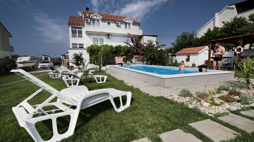 Rooms & Apartments Marinero Betina  Exterior photo